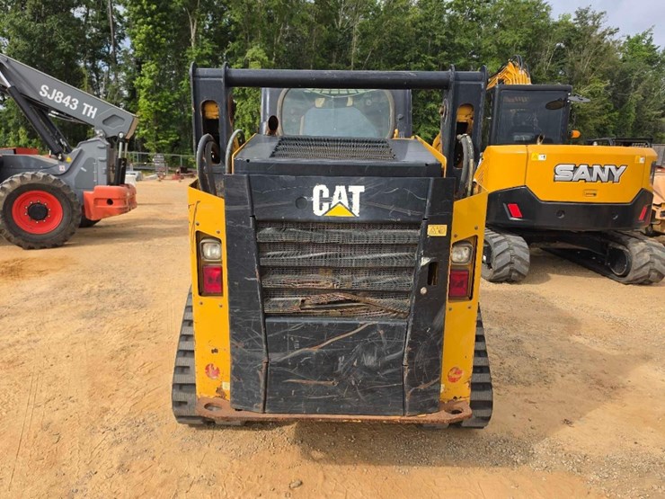 2015-caterpillar-259d-image-3
