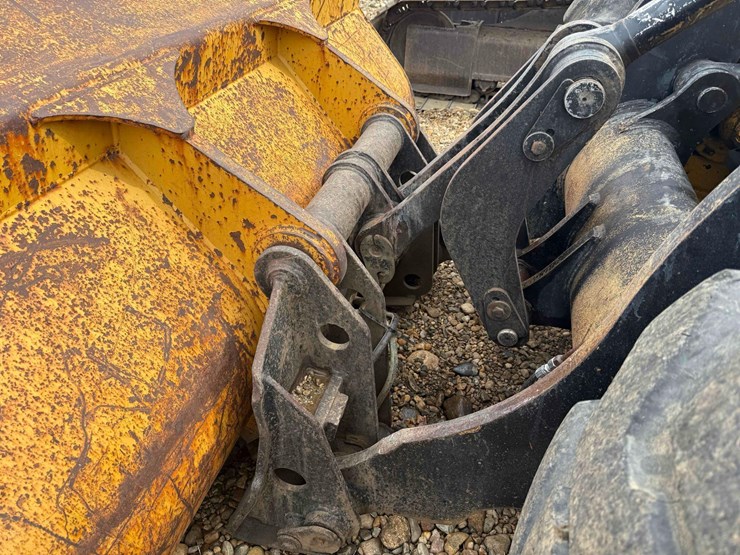 john-deere-544-image-11