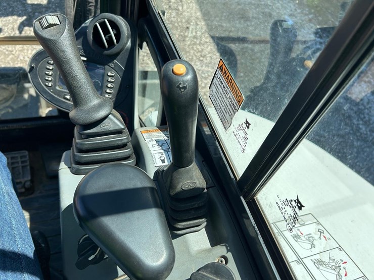 2020-bobcat-e55-image-23