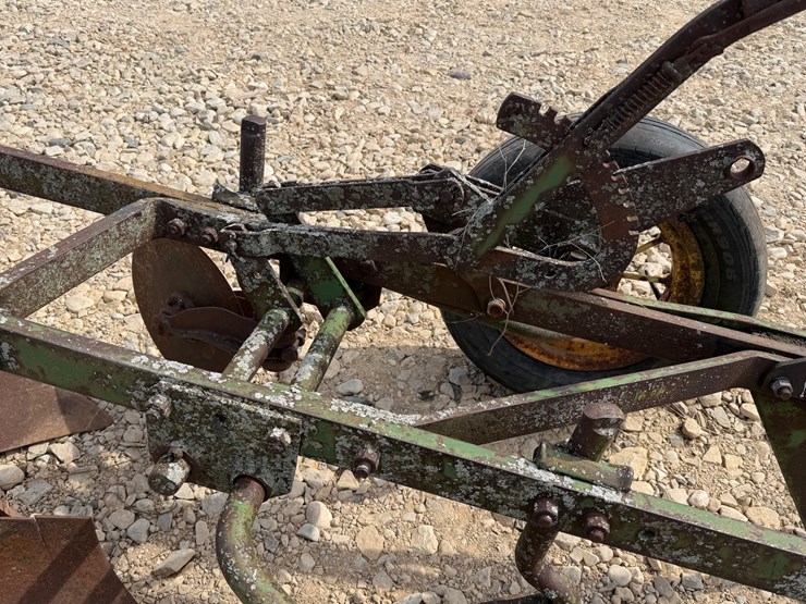 #5503-•-john-deere-trailer-plow-image-5