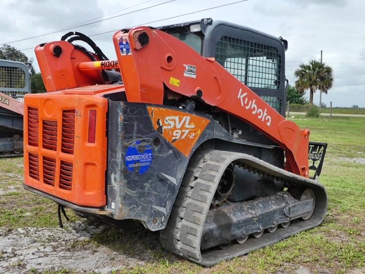 2022-kubota-svl97-2-image-8