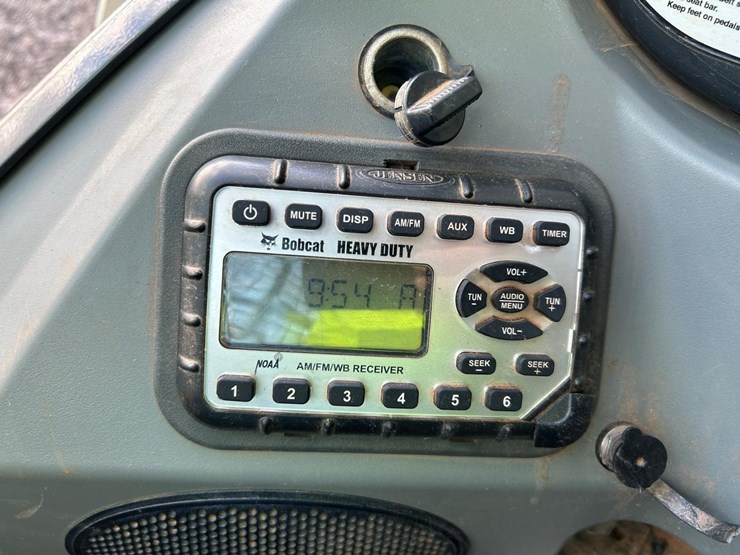 2018-bobcat-t770-image-23