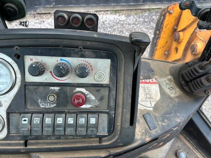 jcb-3cx14-image-30