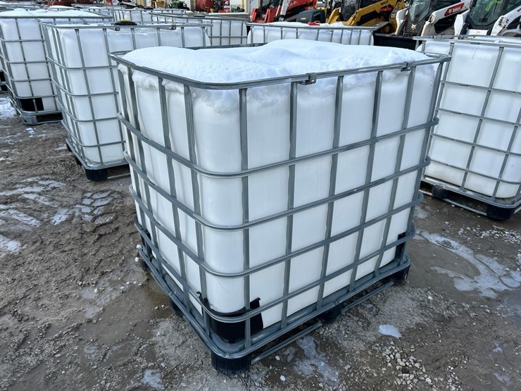 water-tank-tote-image-2