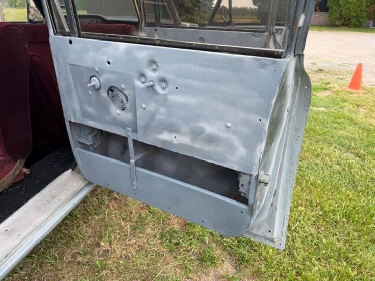 1961-mercury-limousine-1w62v542111-image-47