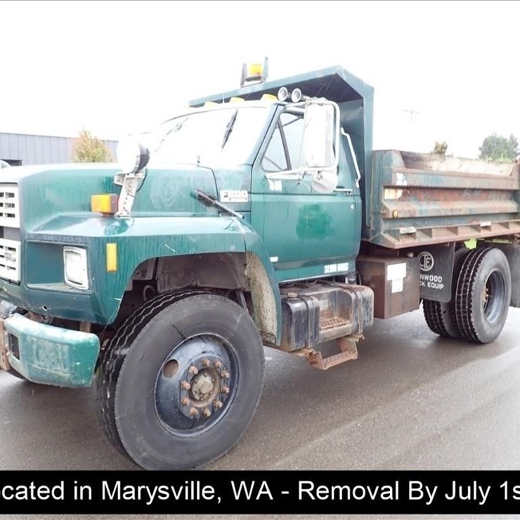 1988 FORD F800