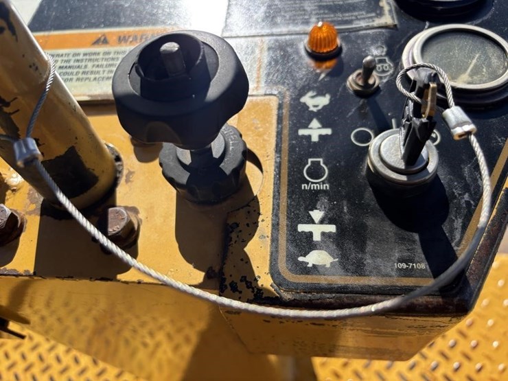 1998-caterpillar-cp-433c-image-29
