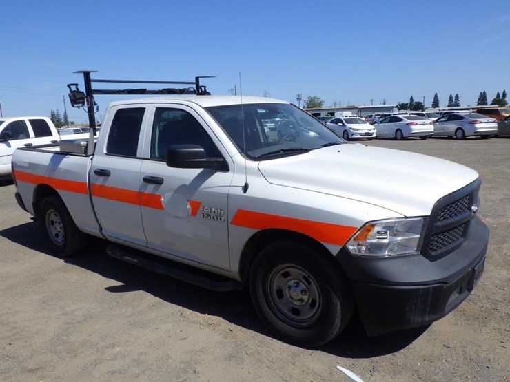 2016-dodge-1500-image-3