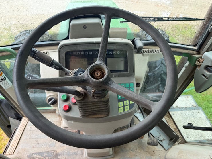 2005-fendt-818-image-29
