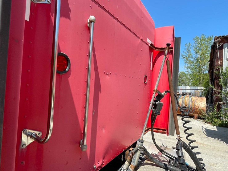 2004-kenworth-t800-image-21