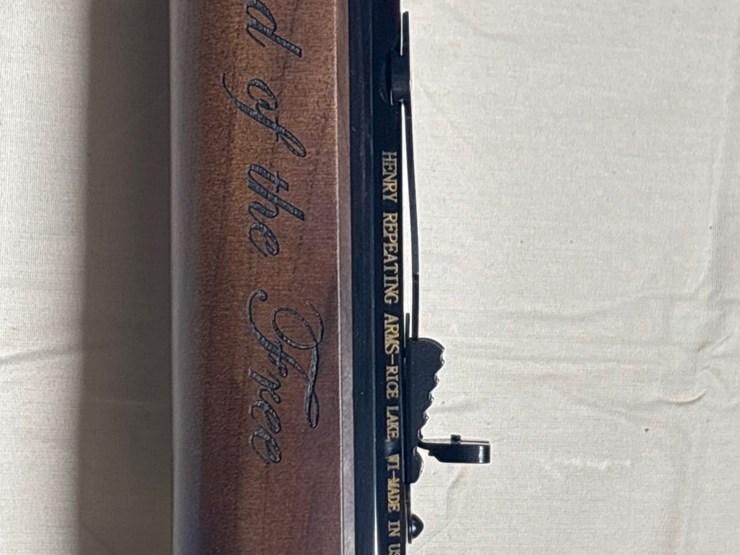 #69-•-henry-250th-year-.22-rifle-image-10