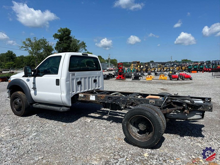 2016-ford-f550-image-2