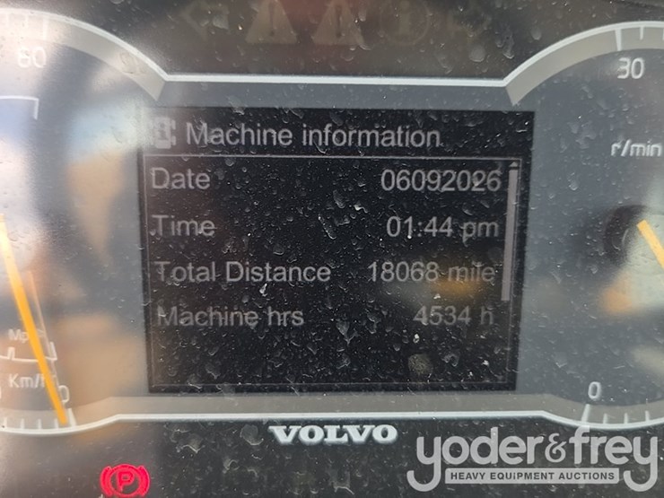 2022-volvo-a25g-image-67