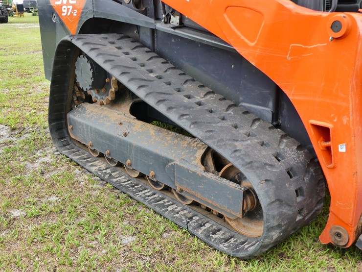 2024-kubota-svl97-2-image-4
