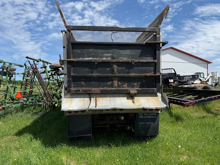 #468-•-1979-easton-pusher-28'-semi-pusher-trailer-(has-wi-title)-(stanley,-wi)-image-6