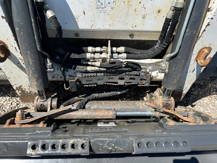 2021-bobcat-t770-image-10