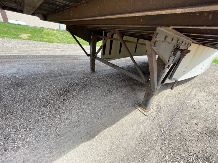 #406-•-2014-stoughton-semi-trailer-(title-in-delay)-(denmark,-wi)-image-10