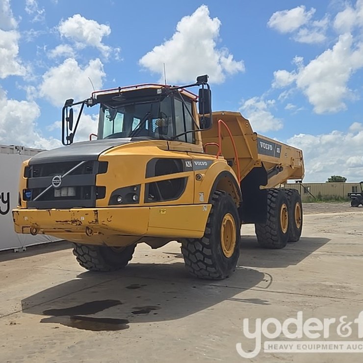 2022 VOLVO A25G