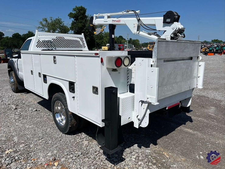 2011-ford-f450-image-25