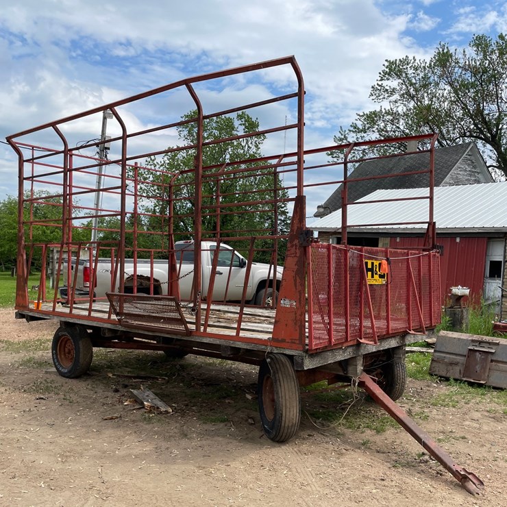 #228 • H+S Hay Wagon (Ringle, WI)