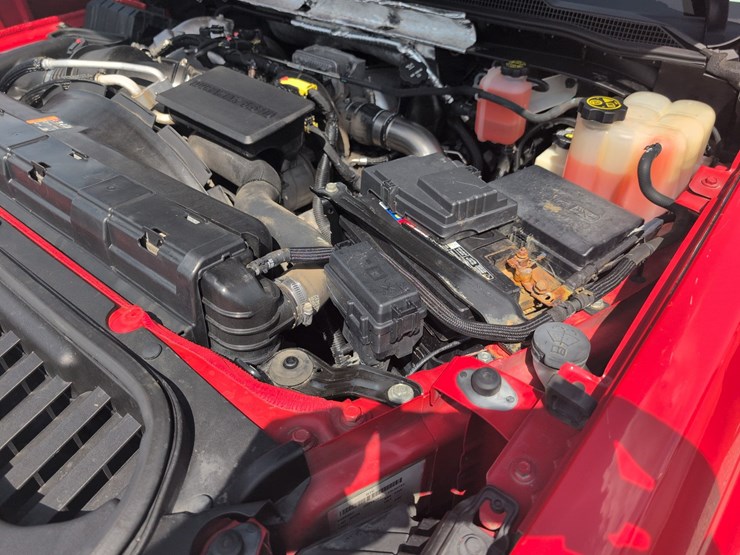 2020-chevrolet-silverado-2500hd-image-22