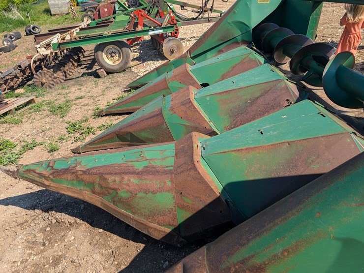 john-deere-444-image-8