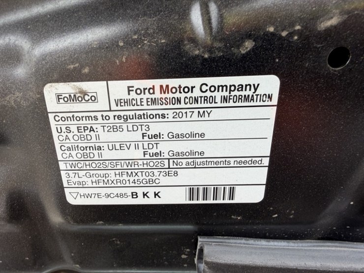 2017-ford-explorer-image-14