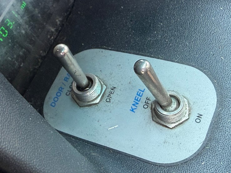 2001-ford-windstar-image-12