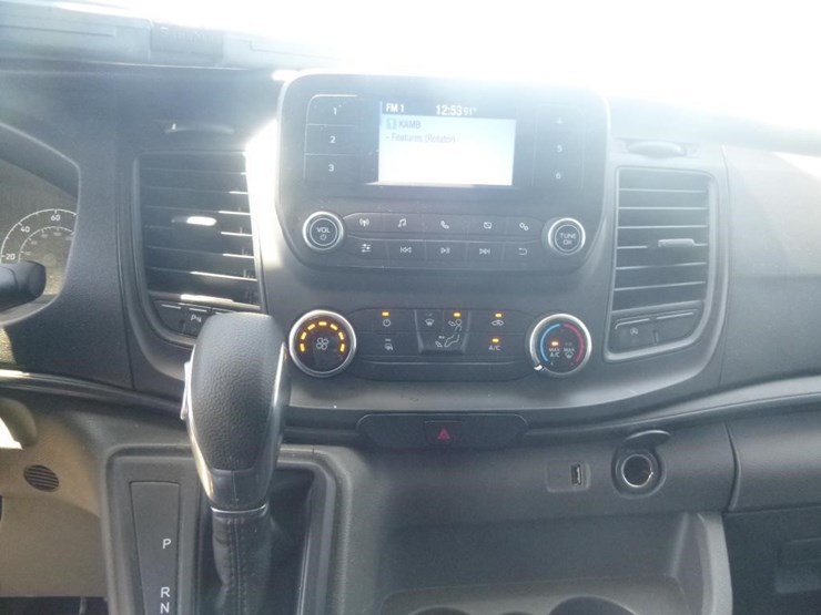 2020-ford-transit-image-10