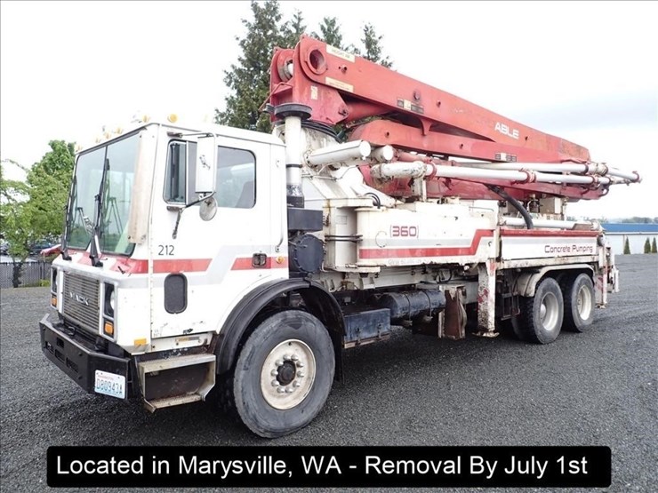 2001-mack-mr688s-image-1