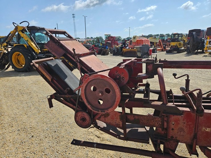 new-holland-273-image-16