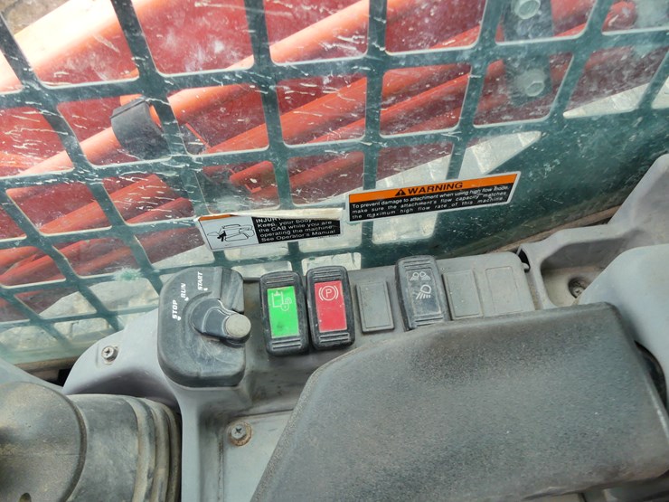 2022-kubota-svl97-2-image-17