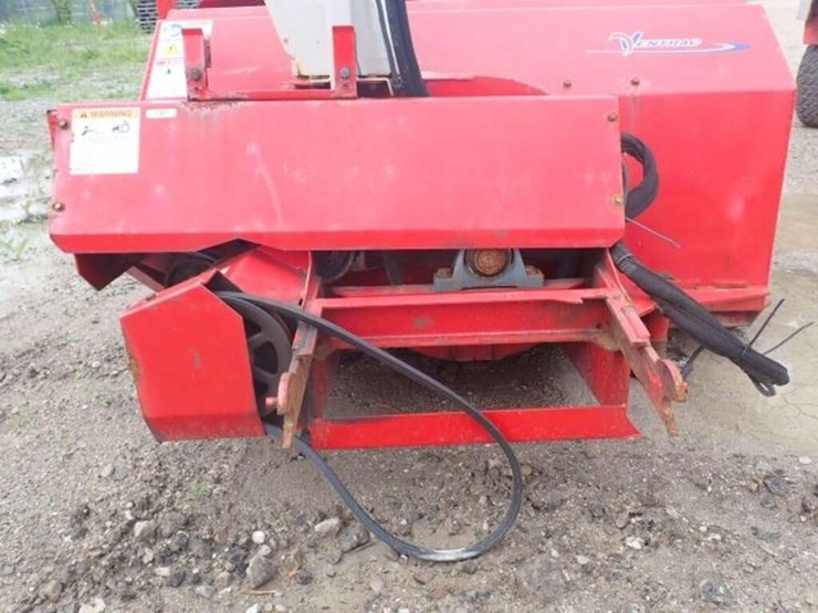 2014-ventrac-4200-image-81