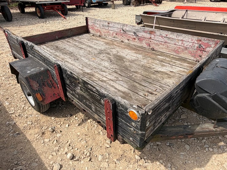#5500-•-utility-trailer-image-2