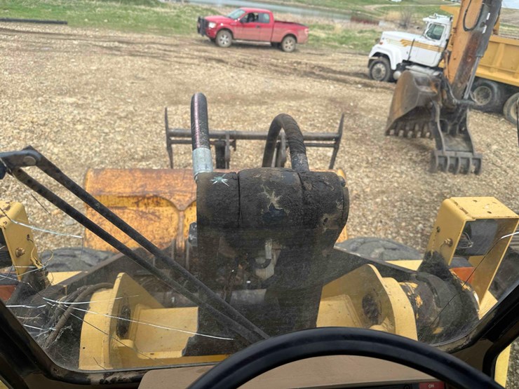 john-deere-544-image-18
