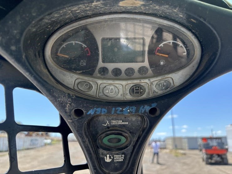 2019-bobcat-t595-image-27