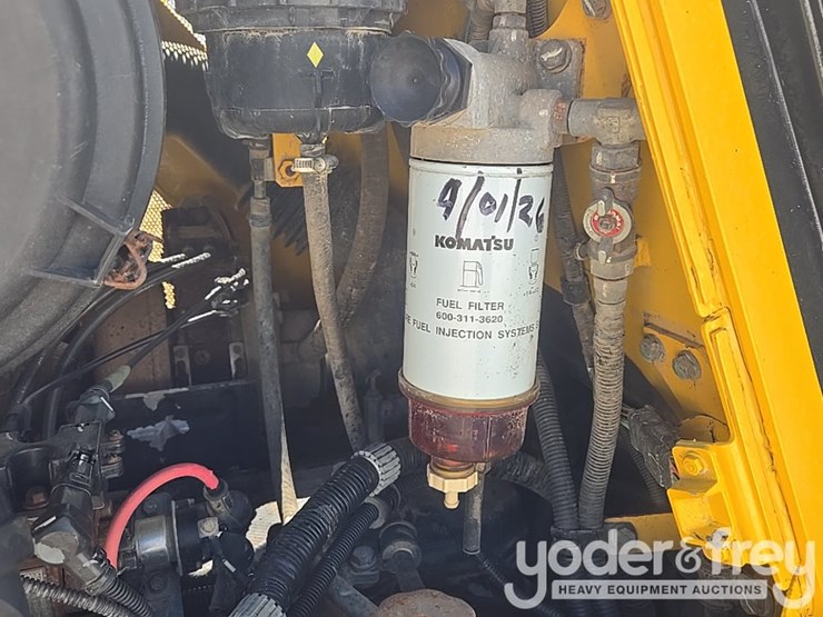 2018-komatsu-d61px-24-image-36