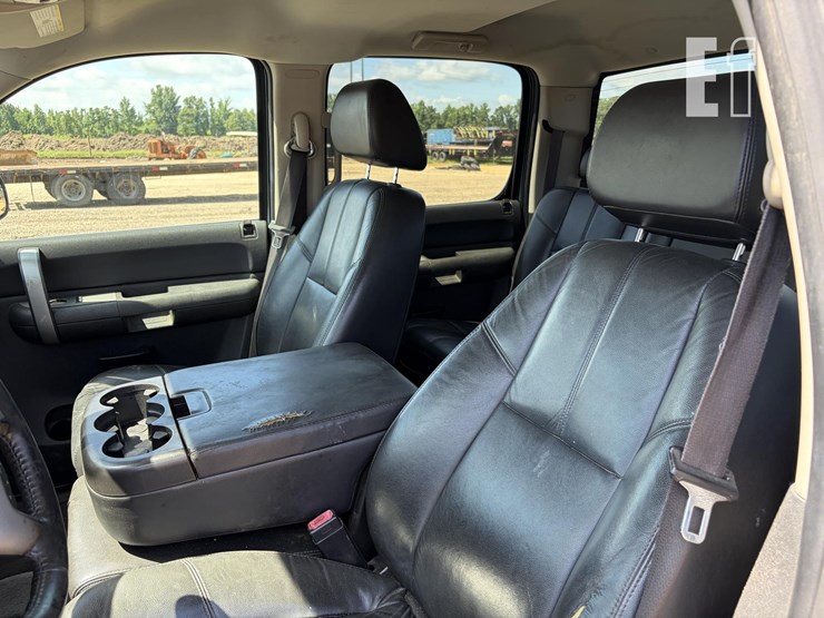 2008-chevrolet-silverado-1500-image-11