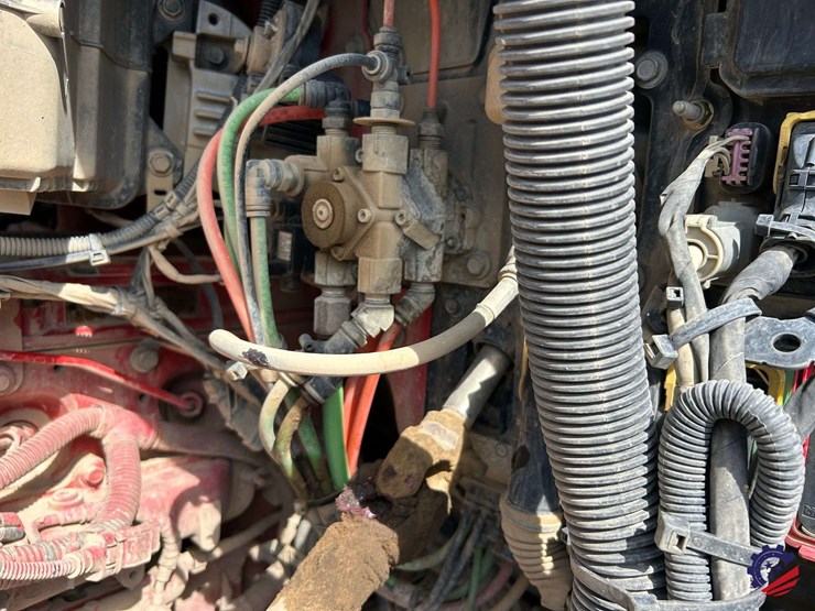 2020-kenworth-t880-image-58