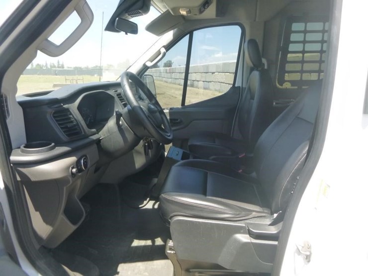 2020-ford-transit-image-6