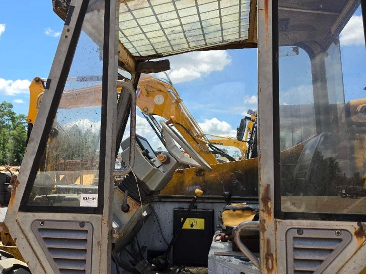 jcb-505-22-image-10