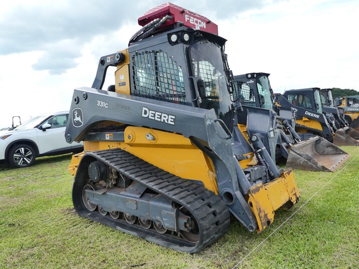 2024-deere-331g-image-2