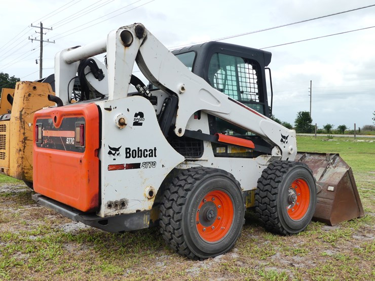 2014-bobcat-s770-image-7