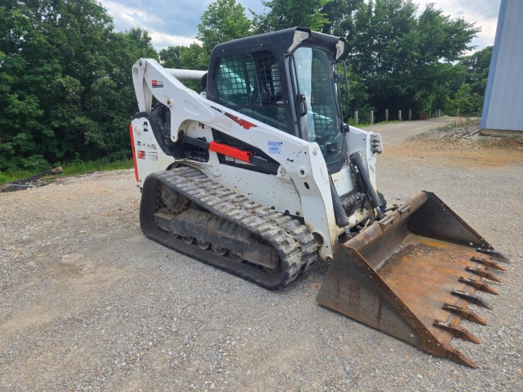 2020-bobcat-t770-image-13