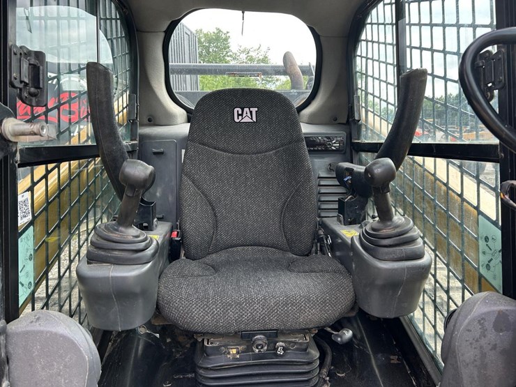 2018-caterpillar-299d2-image-20