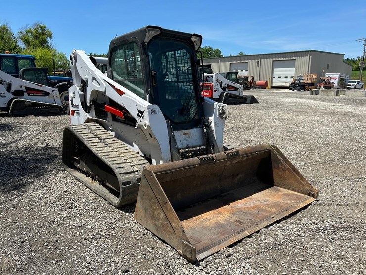 2022-bobcat-t770-image-6