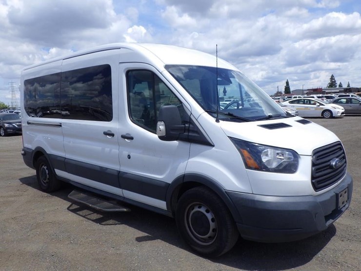 2018-ford-transit-image-2