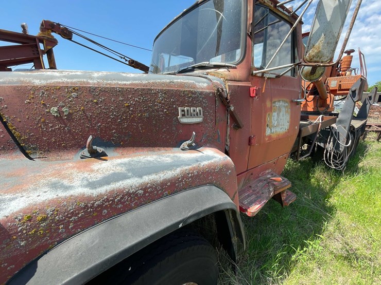 ford-l9000-image-13