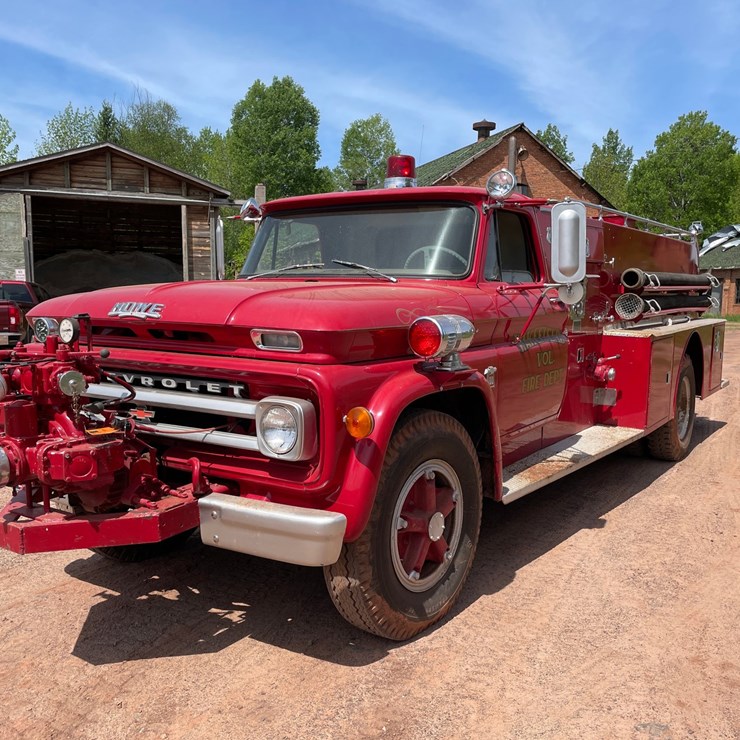 #330 • 1958 Chevy 80 (Howe) Fire Truck (NO BRAKES) (Has MI. Title) (Wakefield, MI)