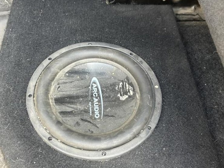 2004-dodge-ram-3500-image-16